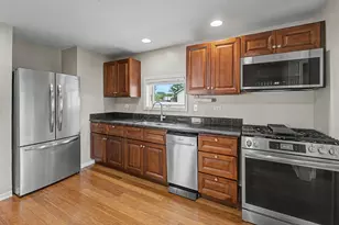 630 S Charlotte St, Lombard, IL 60148 - Photo 12
