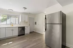 11655 S Sangamon St, Chicago, IL 60643 - Photo 6
