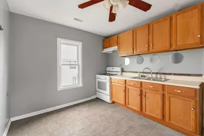 10440 S Torrence Avenue, Chicago, IL 60617 - Photo 12