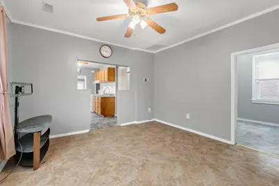 10440 S Torrence Avenue, Chicago, IL 60617 - Photo 6