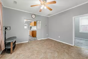 10440 S Torrence Ave, Chicago, IL 60617 - Photo 6