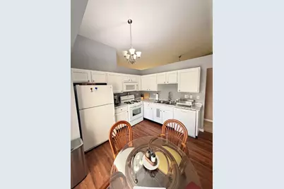 1219 Huntington Drive, Mundelein, IL 60060 - Photo 8