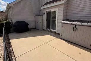 1219 Huntington Dr, Mundelein, IL 60060 - Photo 24