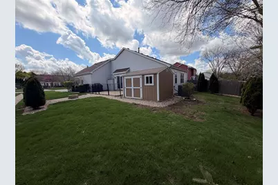 1219 Huntington Drive, Mundelein, IL 60060 - Photo 20