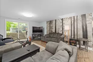8800 Kostner Terrace, Skokie, IL 60076 - Photo 20