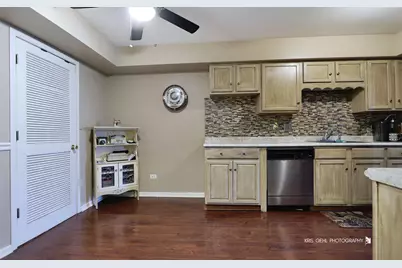1739 Court Street #1739, McHenry, IL 60050 - Photo 10