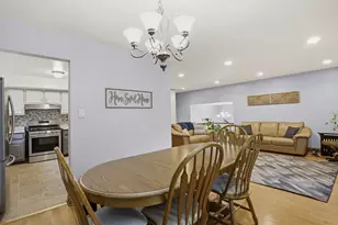 1940 Brentwood Ln E, Wheaton, IL 60189 - Photo 8