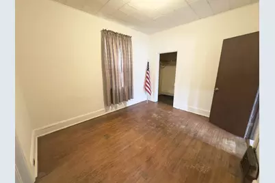 1332 Chartres Street, Lasalle, IL 61301 - Photo 8