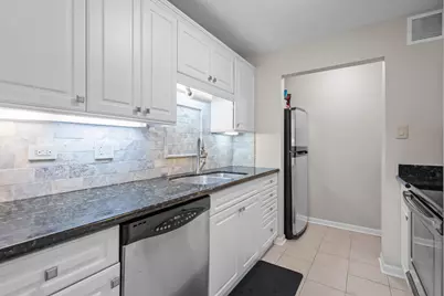 1625 Sheridan Road #206, Wilmette, IL 60091 - Photo 10
