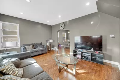 310 S 2nd Avenue N, Maywood, IL 60153 - Photo 6