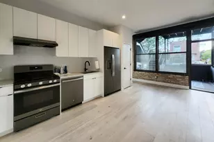 3228 W Palmer St, Chicago, IL 60647 - Photo 6