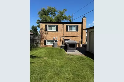1116 Cernan Drive, Bellwood, IL 60104 - Photo 2