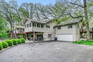 39W526 Lori Ln, Elgin, IL 60124 - Photo 36