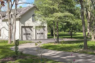 39W526 Lori Ln, Elgin, IL 60124 - Photo 48