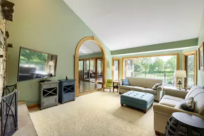 39W526 Lori Lane, Elgin, IL 60124 - Photo 8