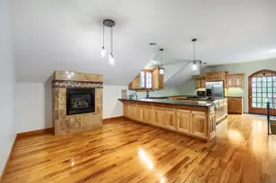 39W526 Lori Ln, Elgin, IL 60124 - Photo 52