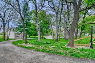39W526 Lori Ln, Elgin, IL 60124 - Photo 62