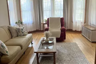 5320 W Wolfram St, Chicago, IL 60641 - Photo 4
