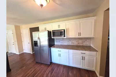 3404 Windmill Road, Bloomington, IL 61704 - Photo 10