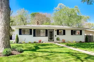 238 N Greenwood Ave, Palatine, IL 60074 - Photo 1