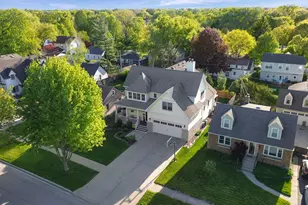212 S Bothwell St, Palatine, IL 60067 - Photo 32