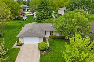 309 Andrea Dr, Manhattan, IL 60442 - Photo 2