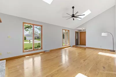 309 Andrea Drive, Manhattan, IL 60442 - Photo 4