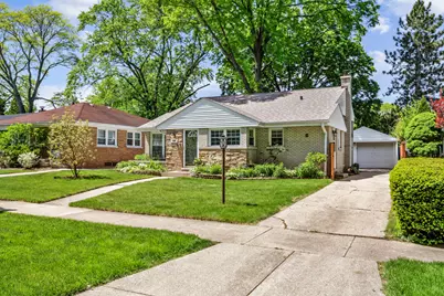 506 S Main Street, Mount Prospect, IL 60056 - Photo 1