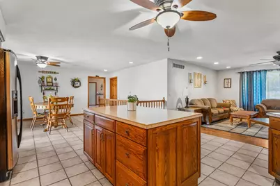 12317 N 1100 East Road, Catlin, IL 61817 - Photo 14