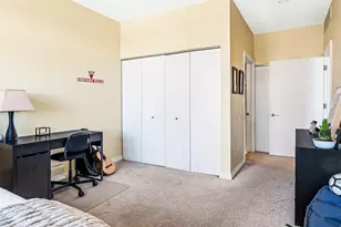 560 W Fulton St, Chicago, IL 60661 - Photo 22