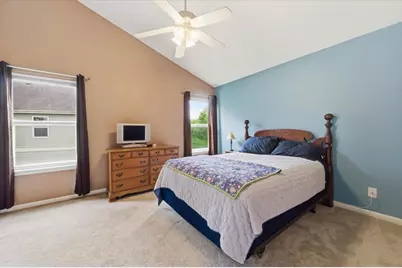 570 W Camden Lane, South Elgin, IL 60177 - Photo 14