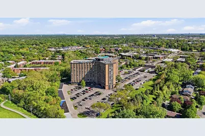 1 Renaissance Place #816, Palatine, IL 60067 - Photo 2