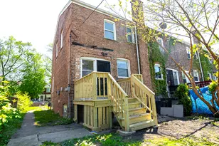 734 E 105th St, Chicago, IL 60628 - Photo 16