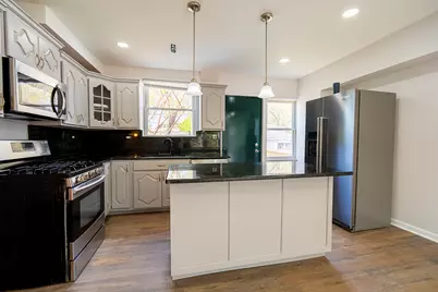 734 E 105th Street, Chicago, IL 60628 - Photo 6