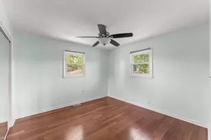 7907 W 74th St, Bridgeview, IL 60455 - Photo 14