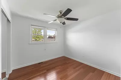 7907 W 74th Street, Bridgeview, IL 60455 - Photo 12