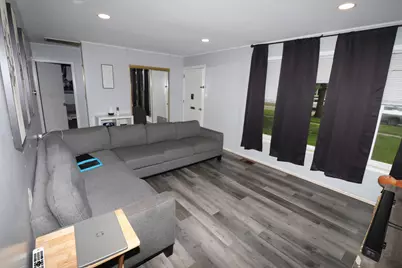 2702 Saint James Street, Rolling Meadows, IL 60008 - Photo 2