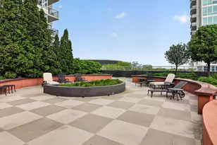 1600 S Prairie Ave, Chicago, IL 60616 - Photo 32