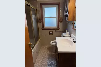 10210 S Rhodes Avenue, Chicago, IL 60628 - Photo 4