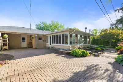 415 Maplewood Drive, Sycamore, IL 60178 - Photo 30