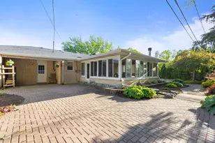 415 Maplewood Dr, Sycamore, IL 60178 - Photo 30