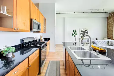 1907 N Milwaukee Avenue #306, Chicago, IL 60647 - Photo 8