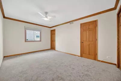 S075 Pleasant Hill Road, Wheaton, IL 60187 - Photo 12