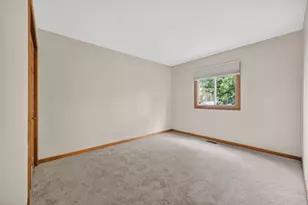 S075 Pleasant Hill Rd, Wheaton, IL 60187 - Photo 14