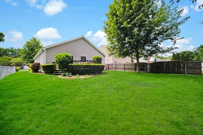 S075 Pleasant Hill Road, Wheaton, IL 60187 - Photo 28