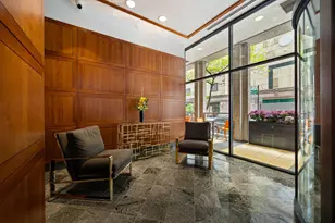 100 E Walton St, Chicago, IL 60611 - Photo 16
