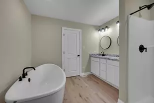 214 Columbus Rd, Streator, IL 61364 - Photo 12