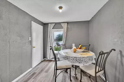 817 Front Street, Aurora, IL 60505 - Photo 6