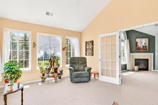 638 Handel Ln, Woodstock, IL 60098 - Photo 20