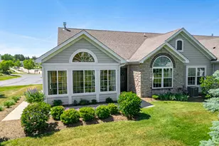 638 Handel Ln, Woodstock, IL 60098 - Photo 1